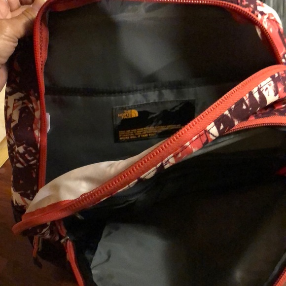 The North Face Jester Red - Picture 6 of 8